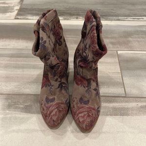 Floral cowboy boots